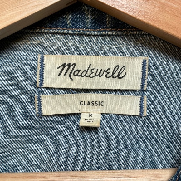 Madewell Classic Jean Jacket Medium Wash Blue Denim Womens Trucker Size M - Picture 5 of 8